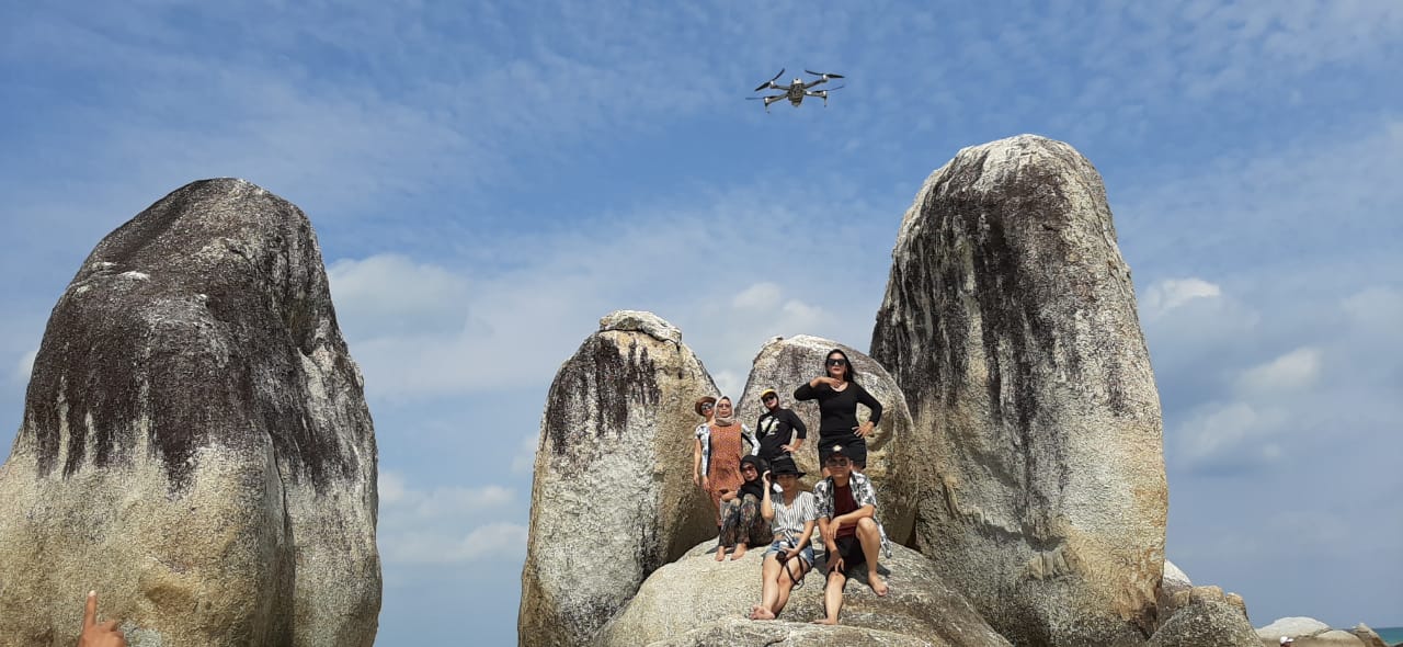 One Day Tour Hoping Island Belitung