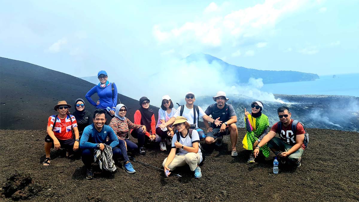 Open Trip Gunung Krakatau 3 Hari 2 Malam