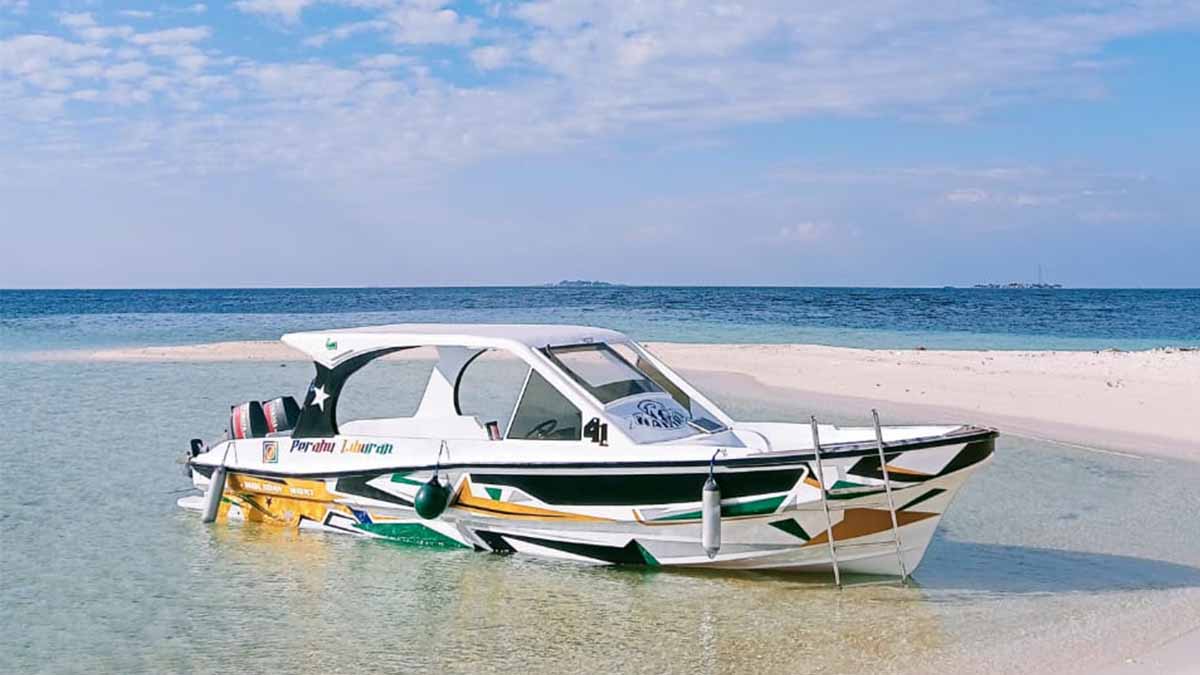 Sewa Speedboat Pulau Kapoposang Makassar